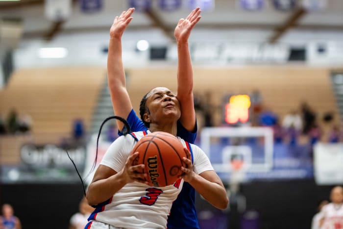 Benson Grants Pass 6A Oregon girls basketball quarterfinal 2024 Naji Saker -25